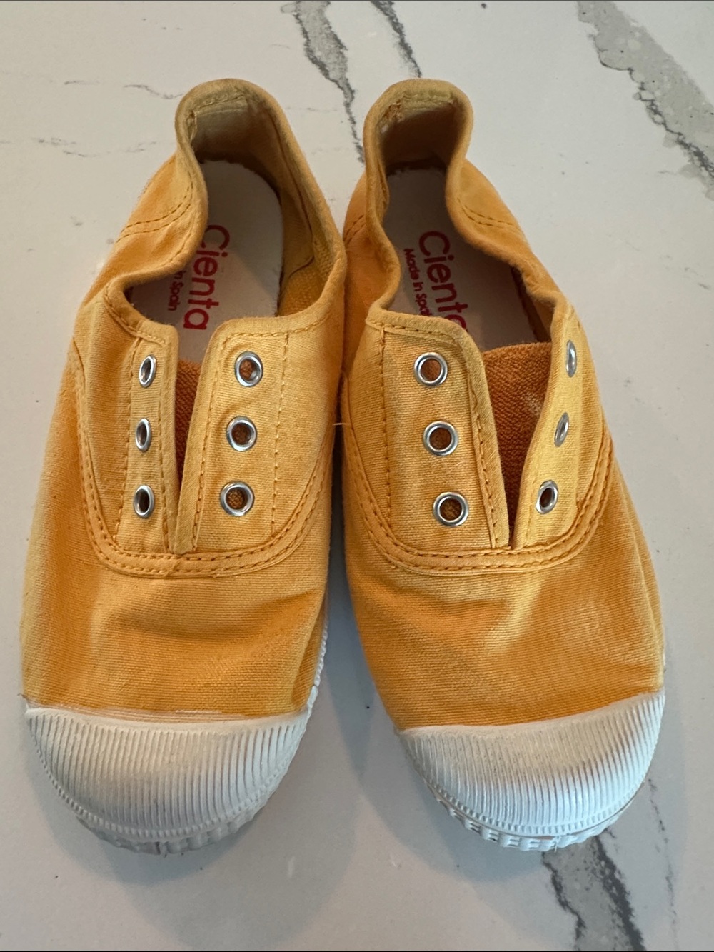 Cienta Kids Slip-On Canvas Sneakers in Mustard